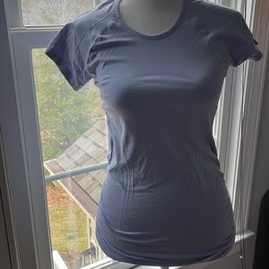 Athleta top, short sleeve, XS, light purple